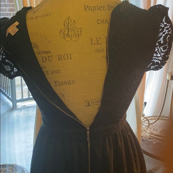 Xhilaration dark green lace flutter sleeve dress S​ - Picture 13 of 13